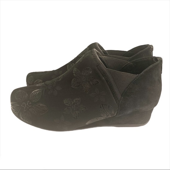 Easies CROWNE COMFORTEUR wedge Booties Teacup 8.5W - Picture 3 of 8